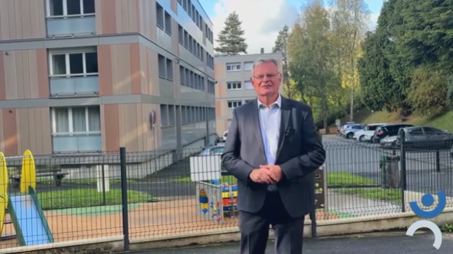 Patrick Cibois dans le quartier des Pommiers